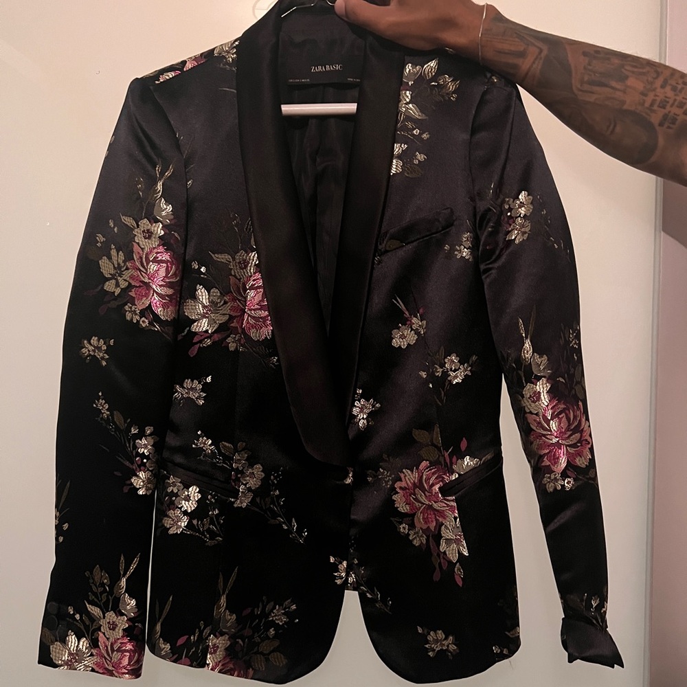 Zara floral blazer